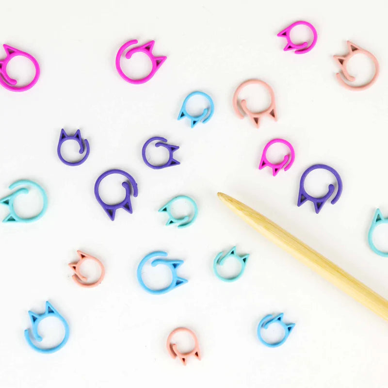 SNAG FREE Stitch Markers