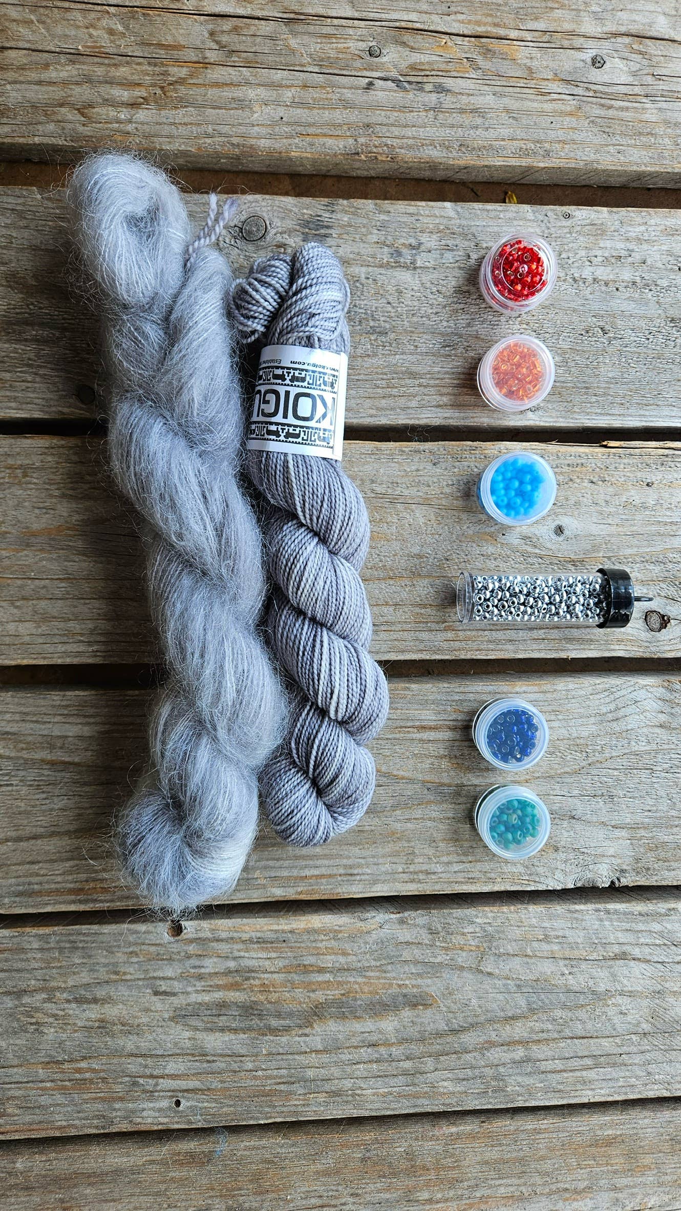 Painting with Beads Scarf Kit