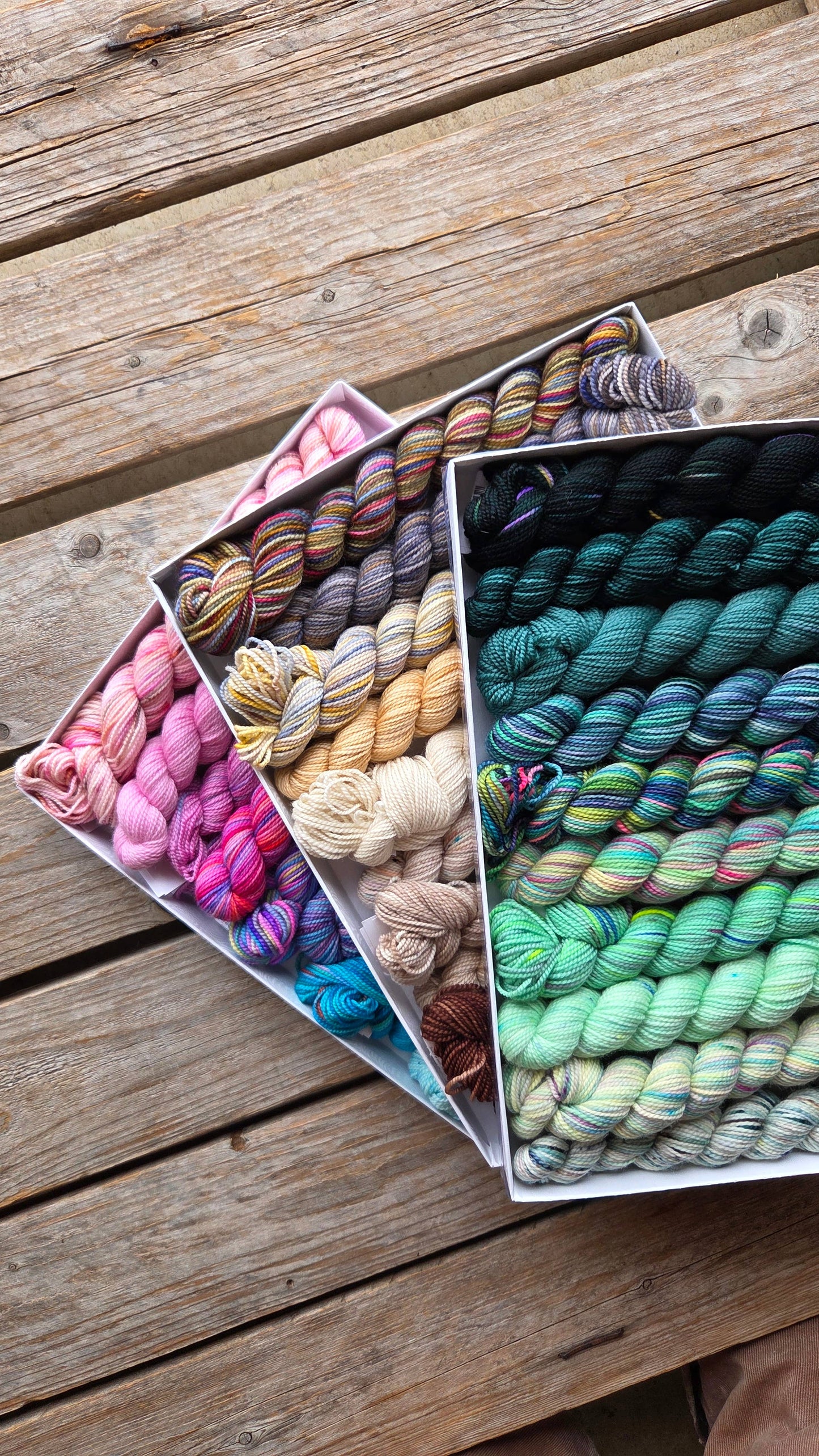 Venation Shawl Kits - Pencil Boxes x Ambah