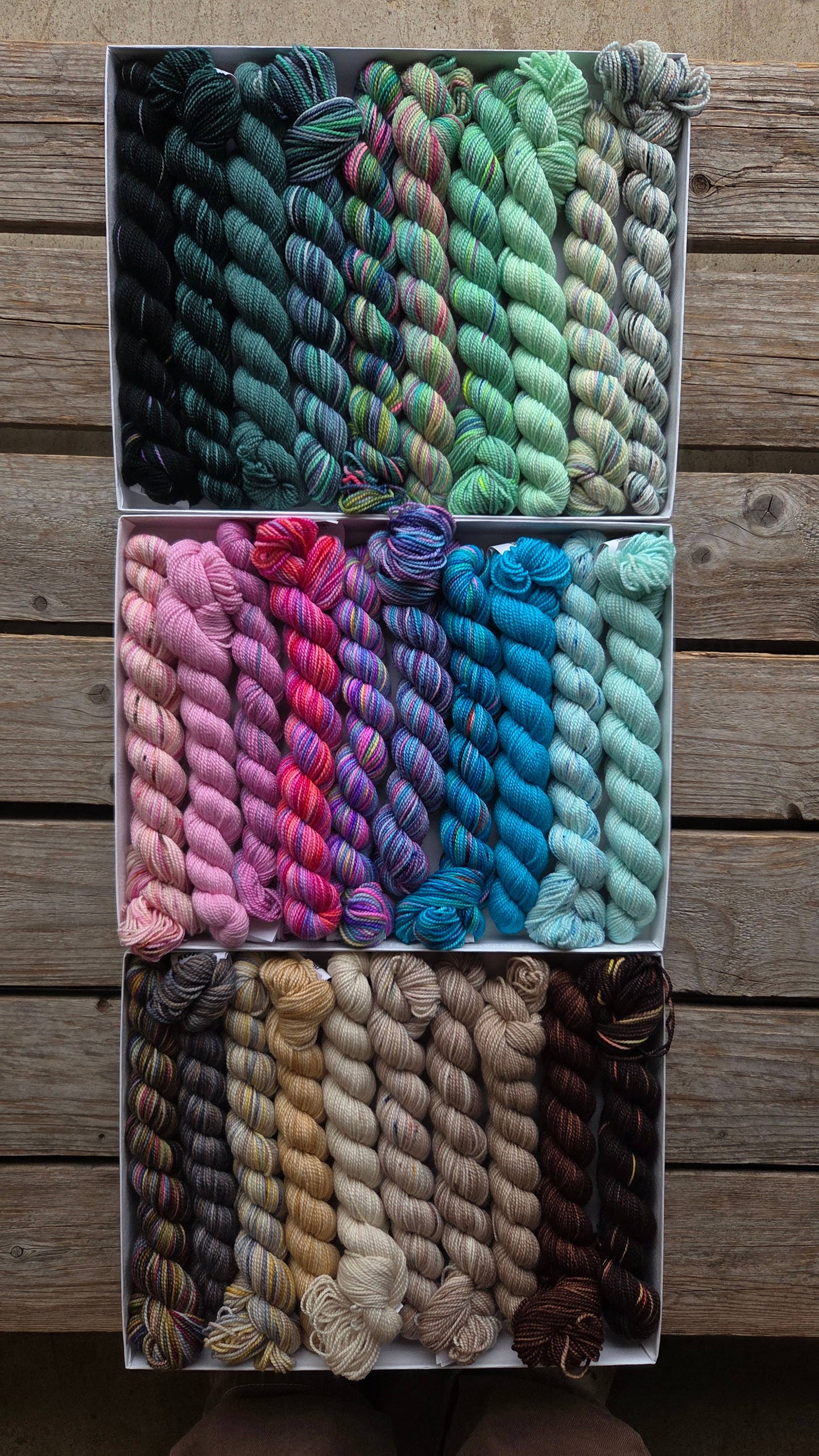 Venation Shawl Kits - Pencil Boxes x Ambah