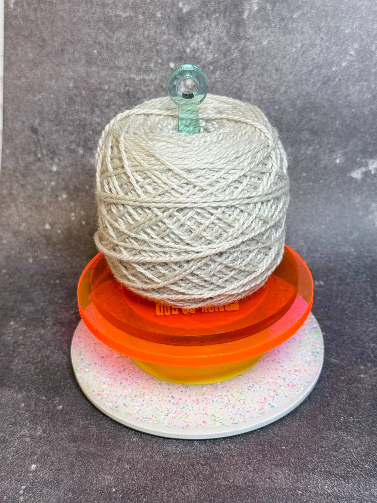 Material Whirl Acrylic